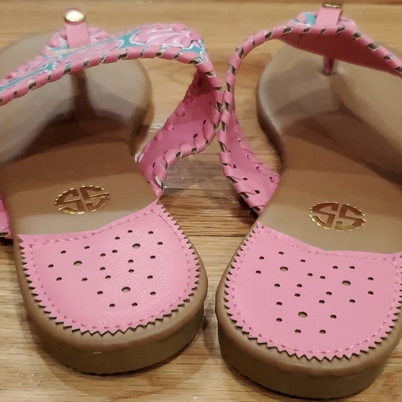 Simply Southern seashell flip flops - Picture 6 of 7